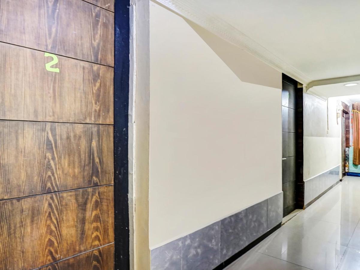 Oyo 90161 Hotel Lendosis Pipa Reja Angkatan 66 باليمبانغْ المظهر الخارجي الصورة