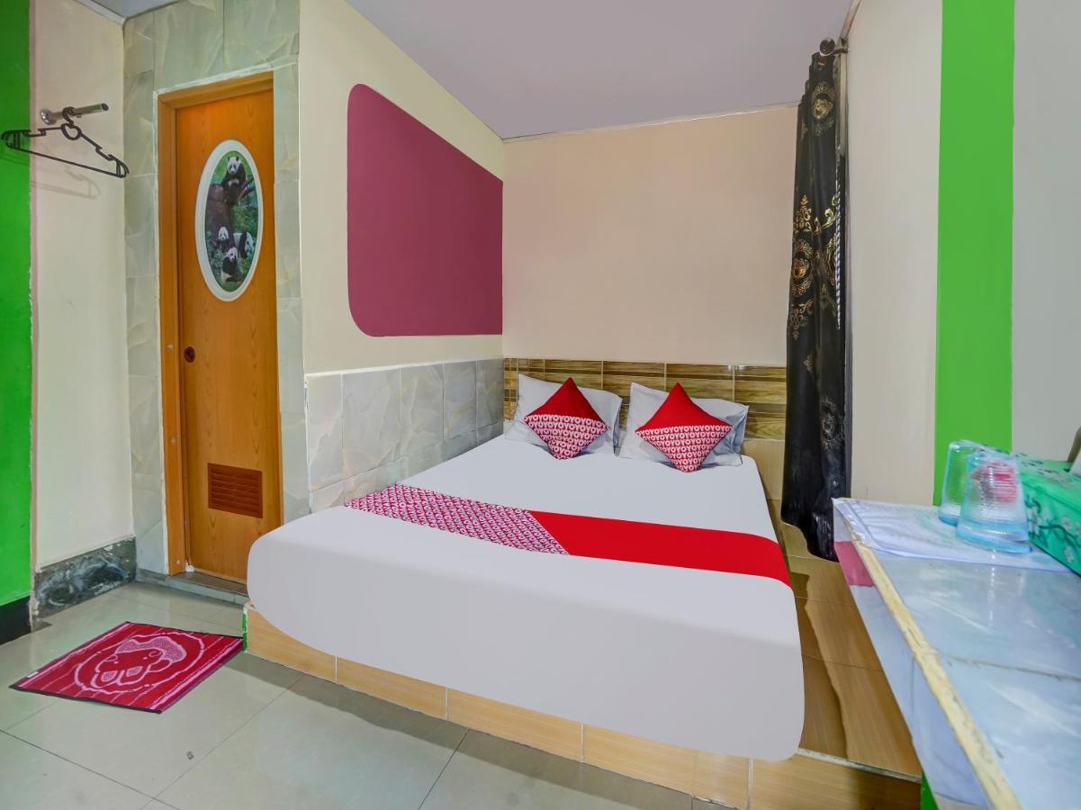 Oyo 90161 Hotel Lendosis Pipa Reja Angkatan 66 باليمبانغْ المظهر الخارجي الصورة