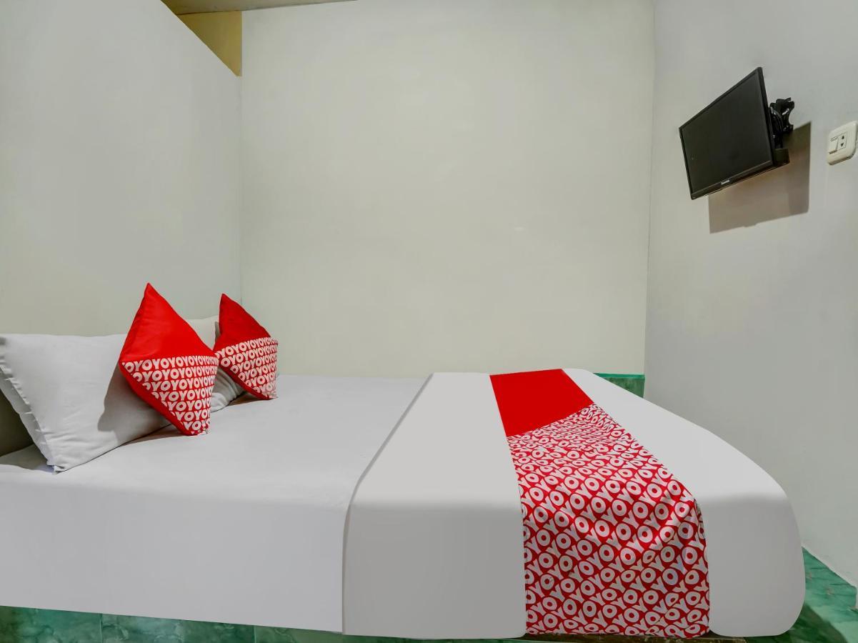 Oyo 90161 Hotel Lendosis Pipa Reja Angkatan 66 باليمبانغْ المظهر الخارجي الصورة