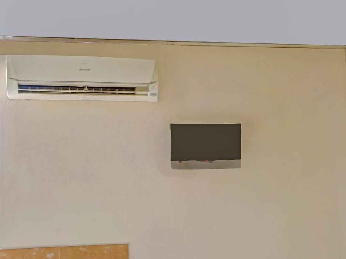 Oyo 90161 Hotel Lendosis Pipa Reja Angkatan 66 باليمبانغْ المظهر الخارجي الصورة
